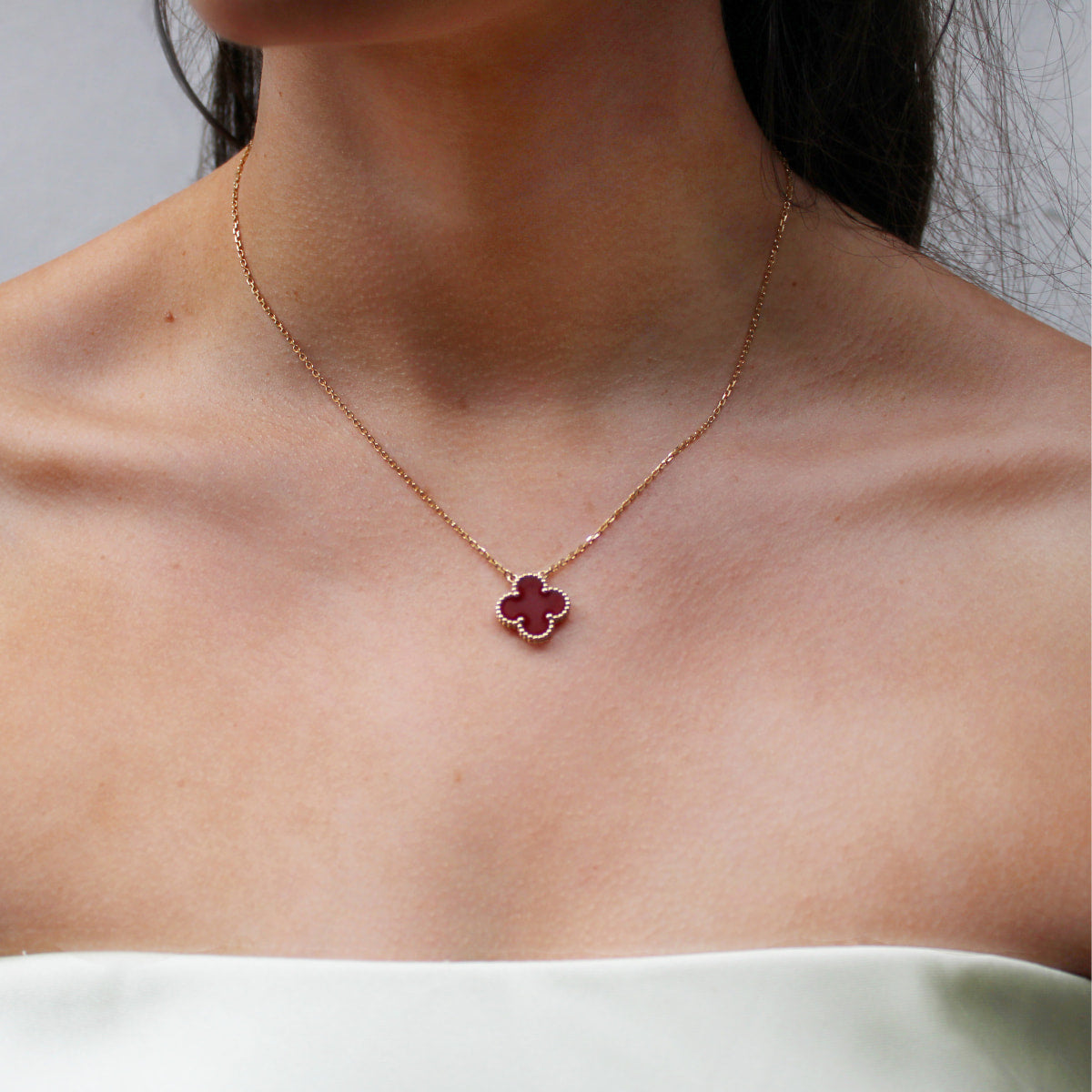 Clover Necklace Gold | Red