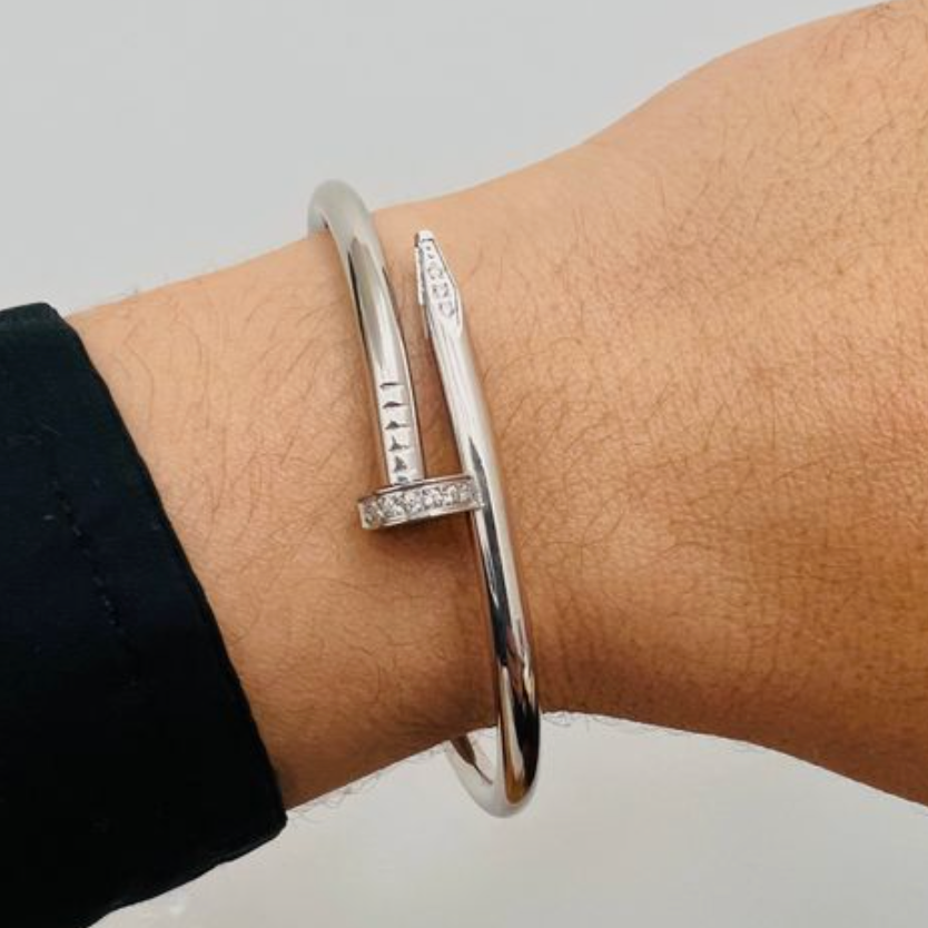 Elegance Nail Bracelet Deluxe | Silver