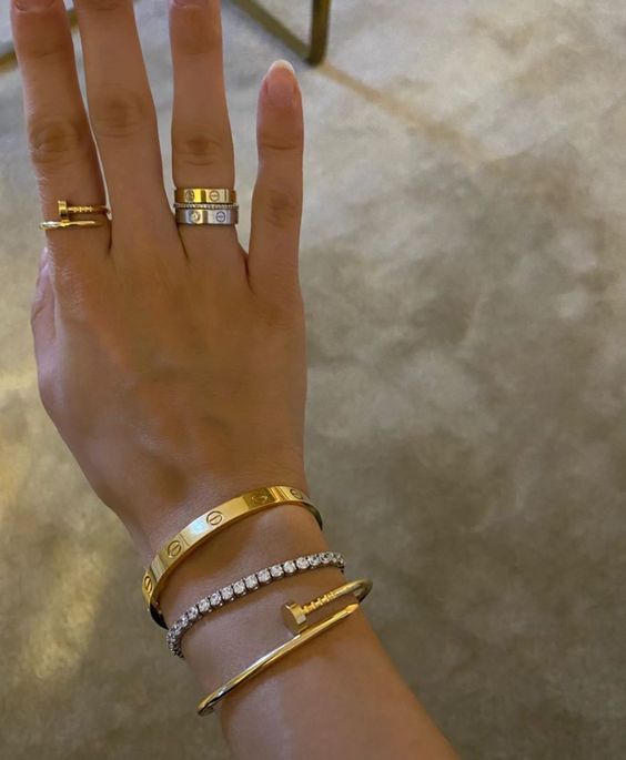 Nail Bracelet | Gold